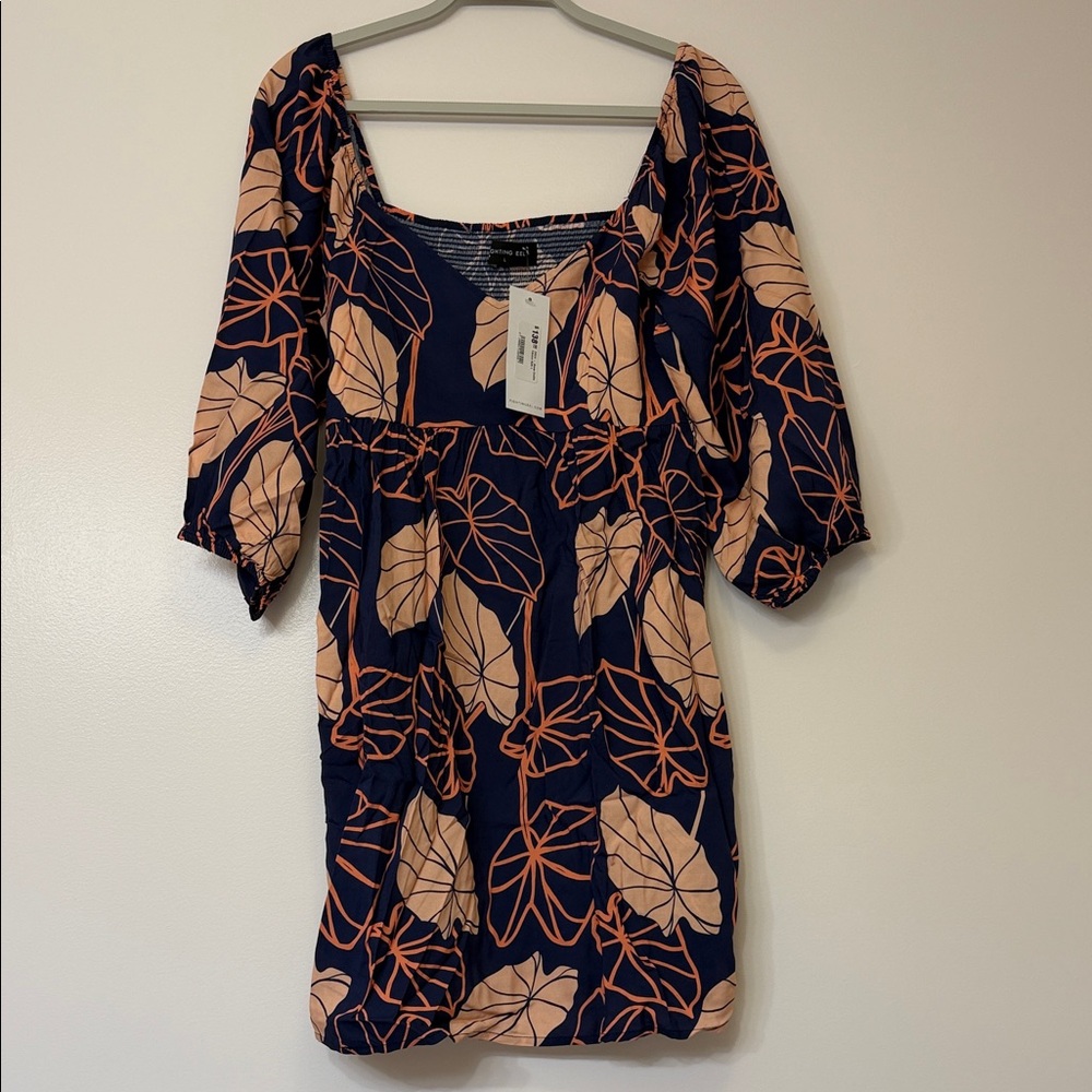 BNWT. Fighting Eel Dress Emilia Kalo